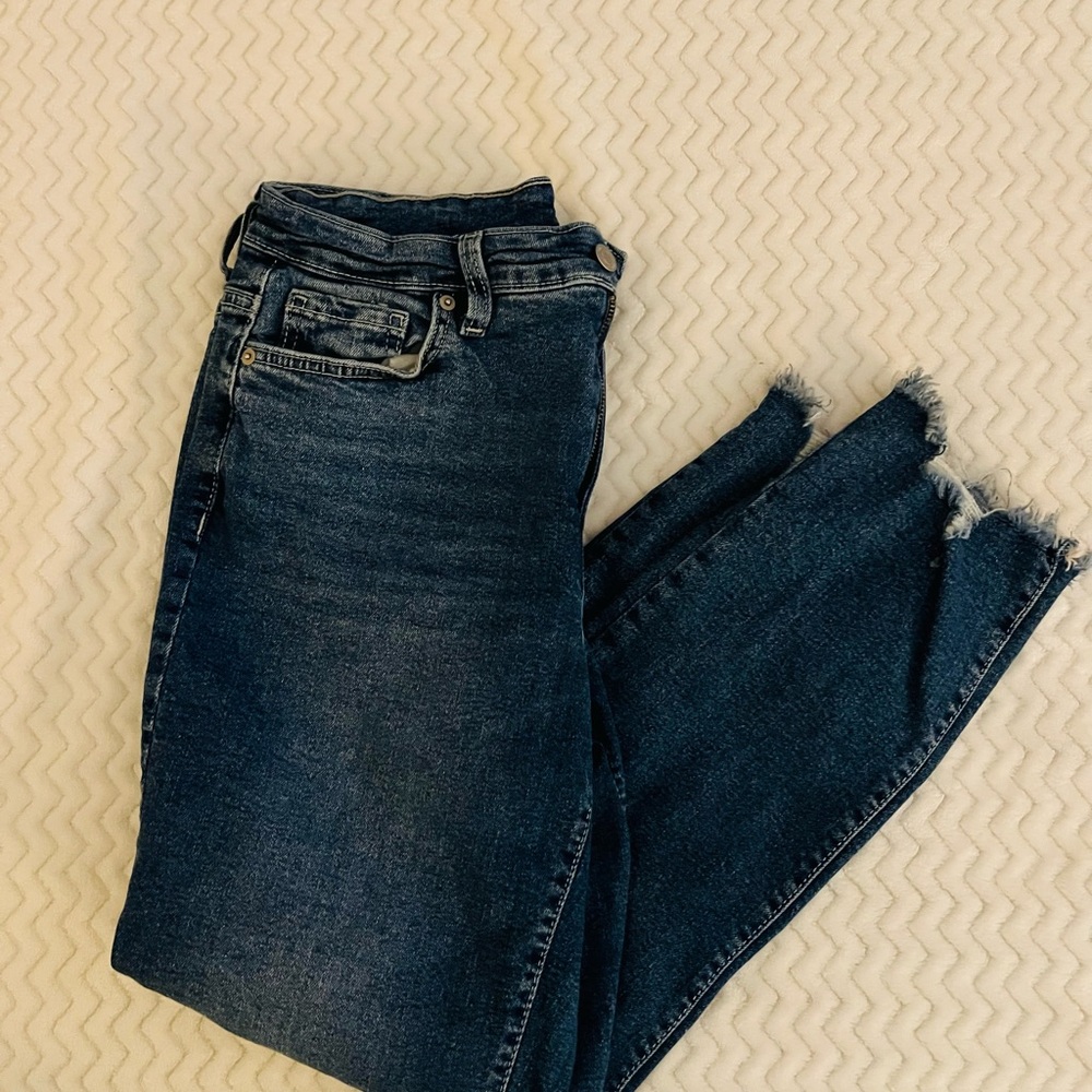 Time and Tru Dark Blue Ankle Jeans